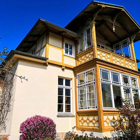 Holiday home Comfortable *